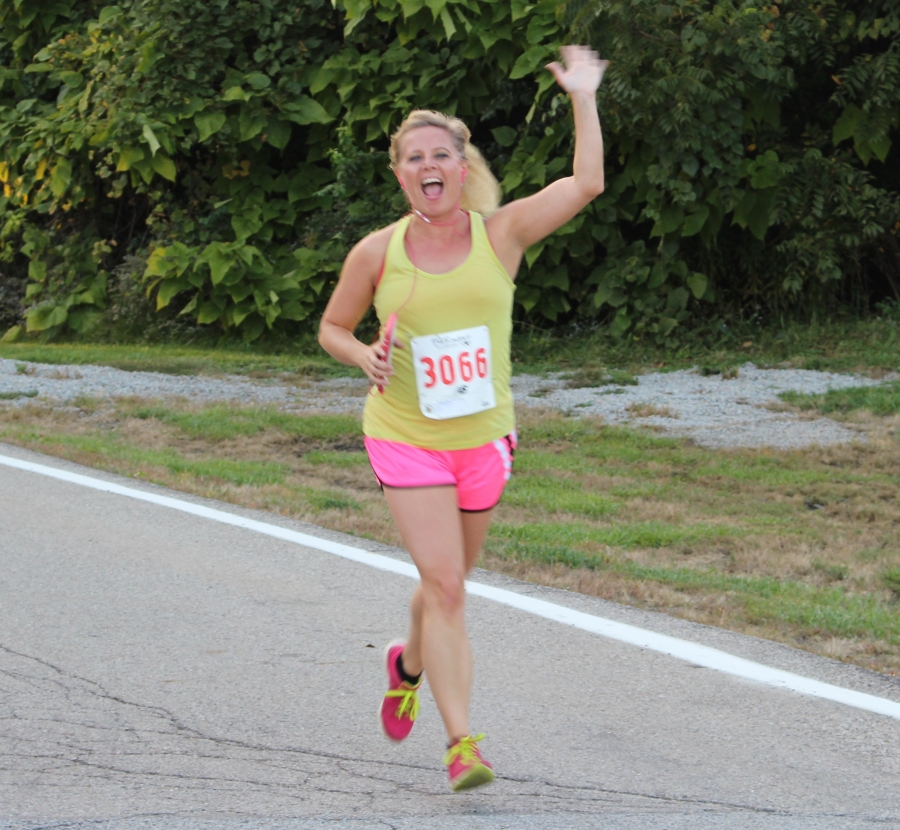 Picture of runner at Homecoming 5K 